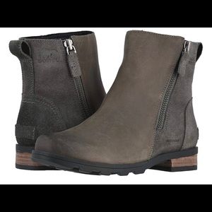 Sorel Emelie zip booties- women’s
